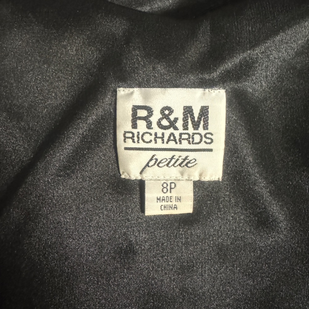 R&M Richards Elegant Black Floral Embroidered & Beaded Dress Size 8P - Picture 14 of 16